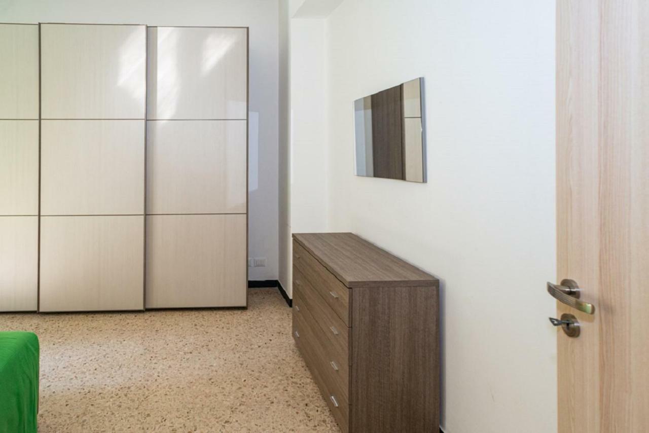 May Twins Home La Spezia Bagian luar foto