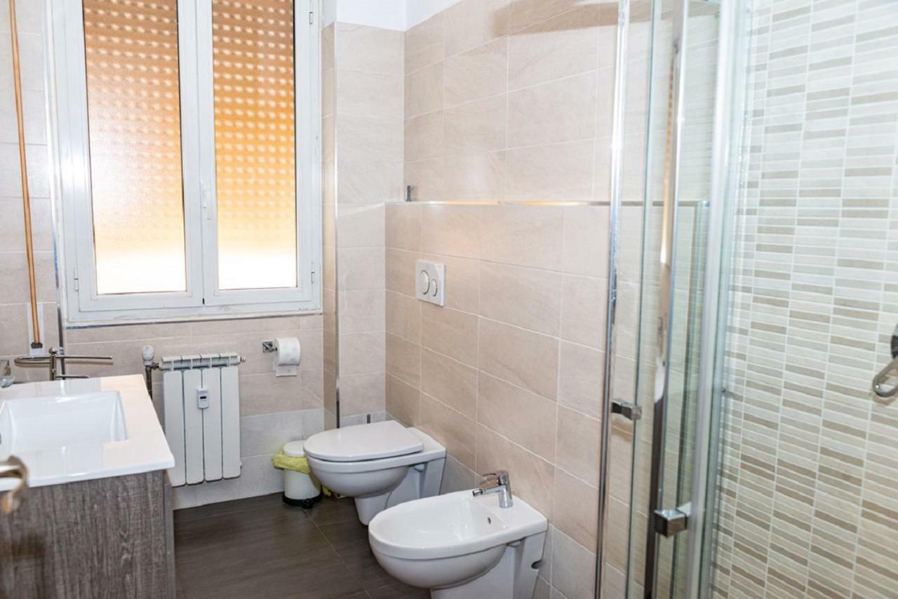 May Twins Home La Spezia Bagian luar foto