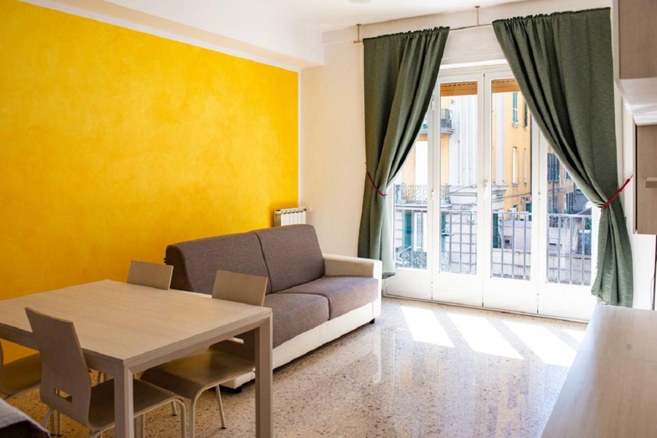 May Twins Home La Spezia Bagian luar foto